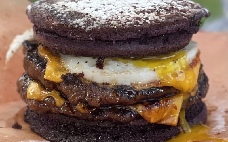 Egg Karne: Ube Breakfast Burger
