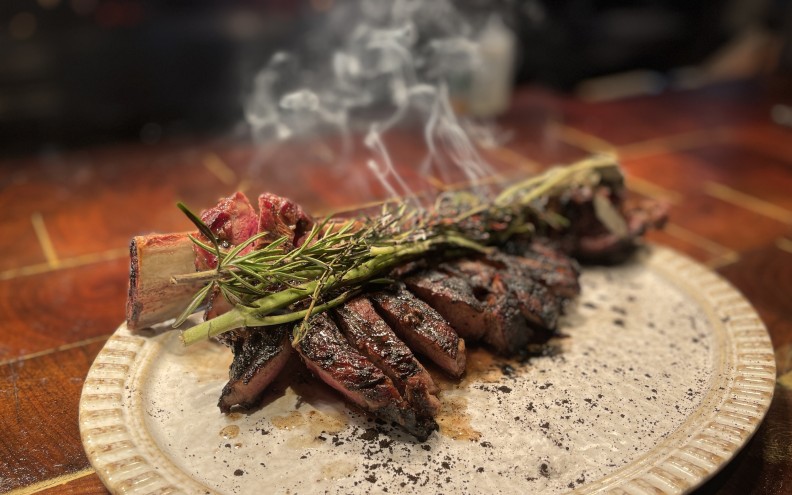 dLeña: Tomahawk Steak