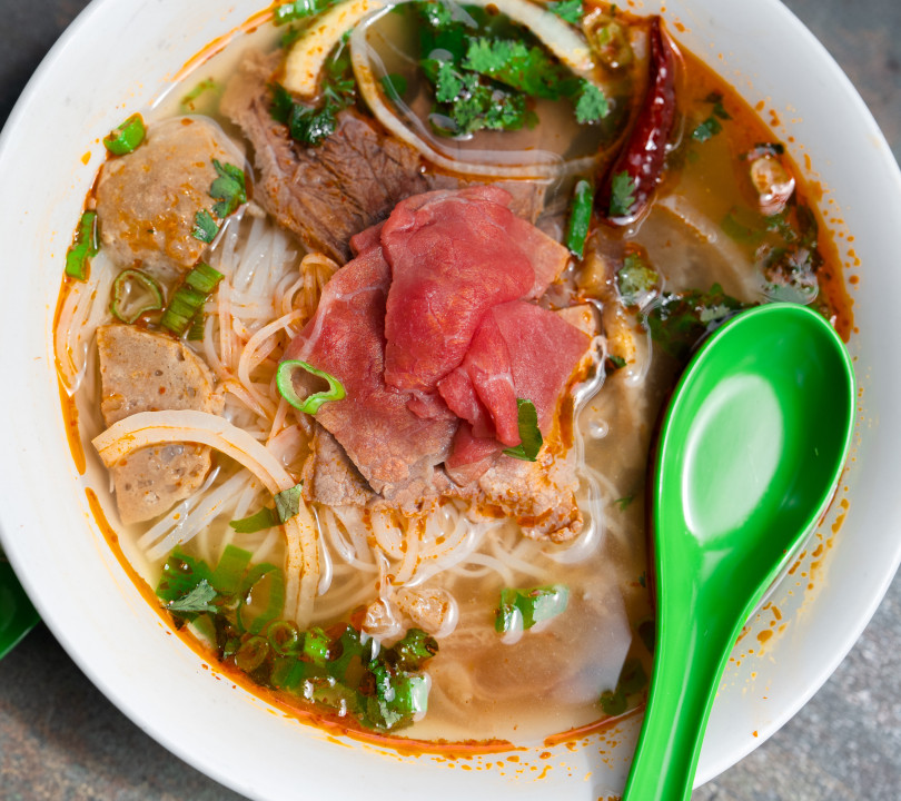 PHO VIET — Lemongrass spicy pho